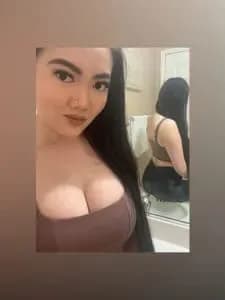 RozieReignXXX